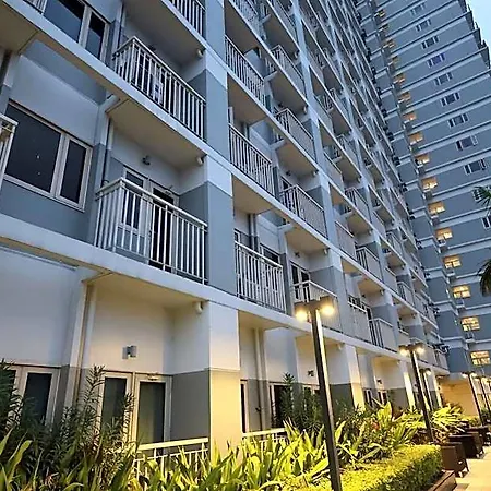 Maru Suite Coast 37F; Elegant Bay View Suite