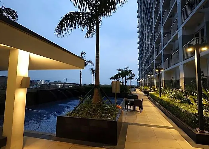 Maru Coast 37f; Elegant Bay View
