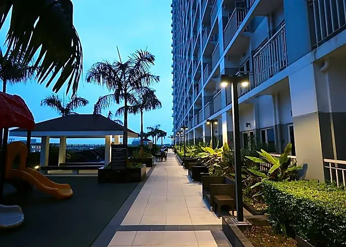Maru Coast 37f; Elegant Bay View 4*