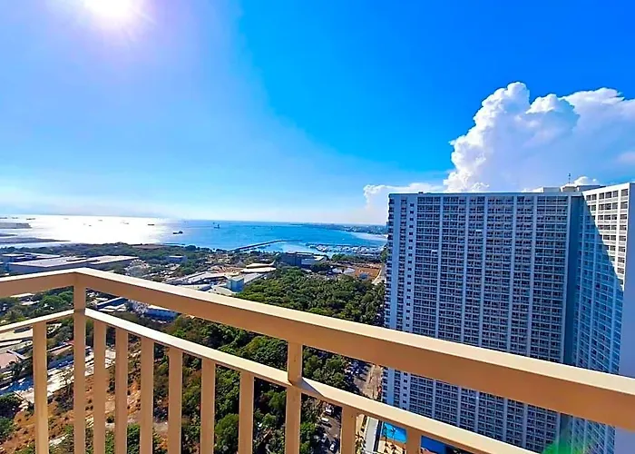 Maru Coast 37f; Elegant Bay View 호텔